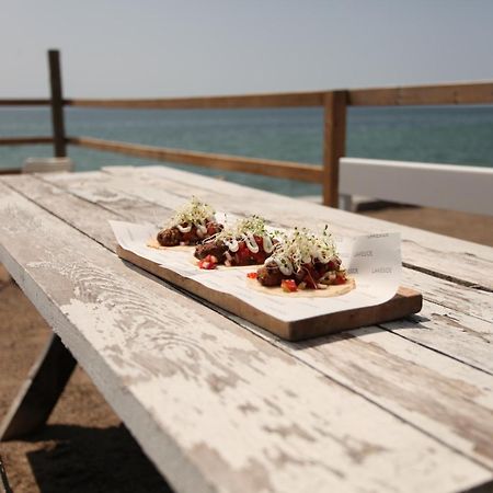 The Lakeside Prince Edward County ويلينغتون المظهر الخارجي الصورة