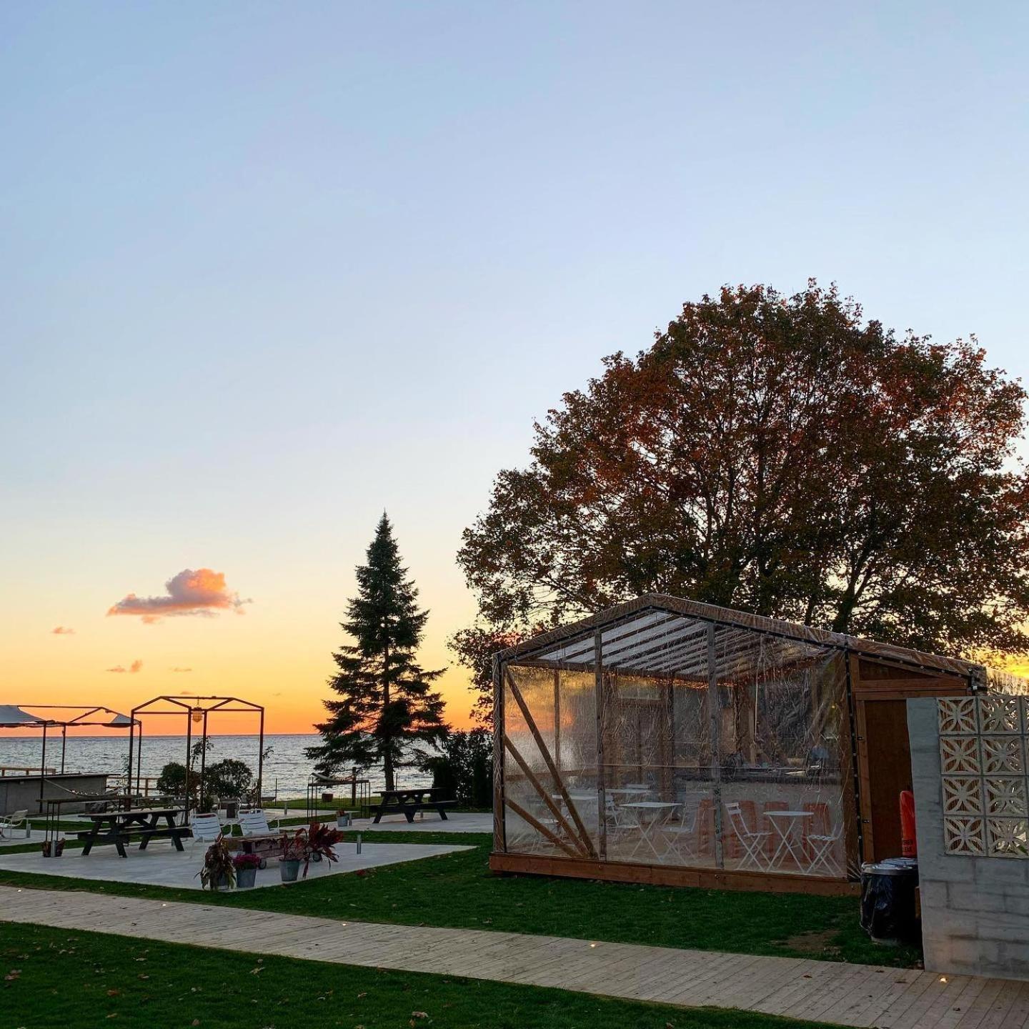 The Lakeside Prince Edward County ويلينغتون المظهر الخارجي الصورة