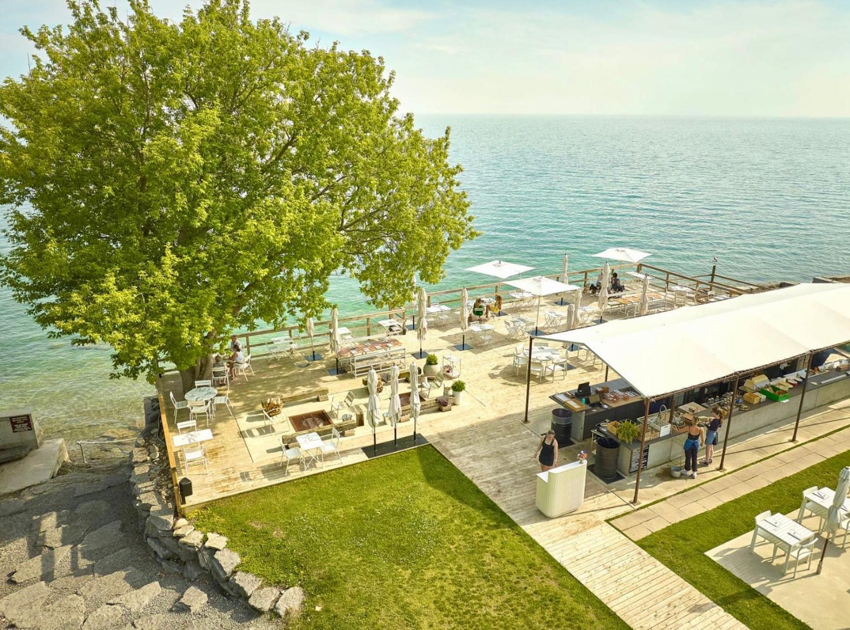 The Lakeside Prince Edward County ويلينغتون المظهر الخارجي الصورة